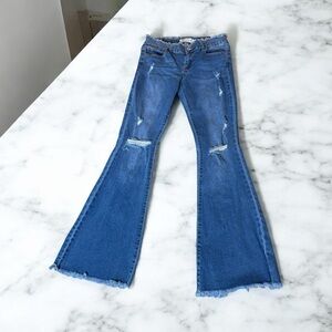 GOGO JEANS COMPANY DISTRESSED FLARE JEANS SIZE 7/28